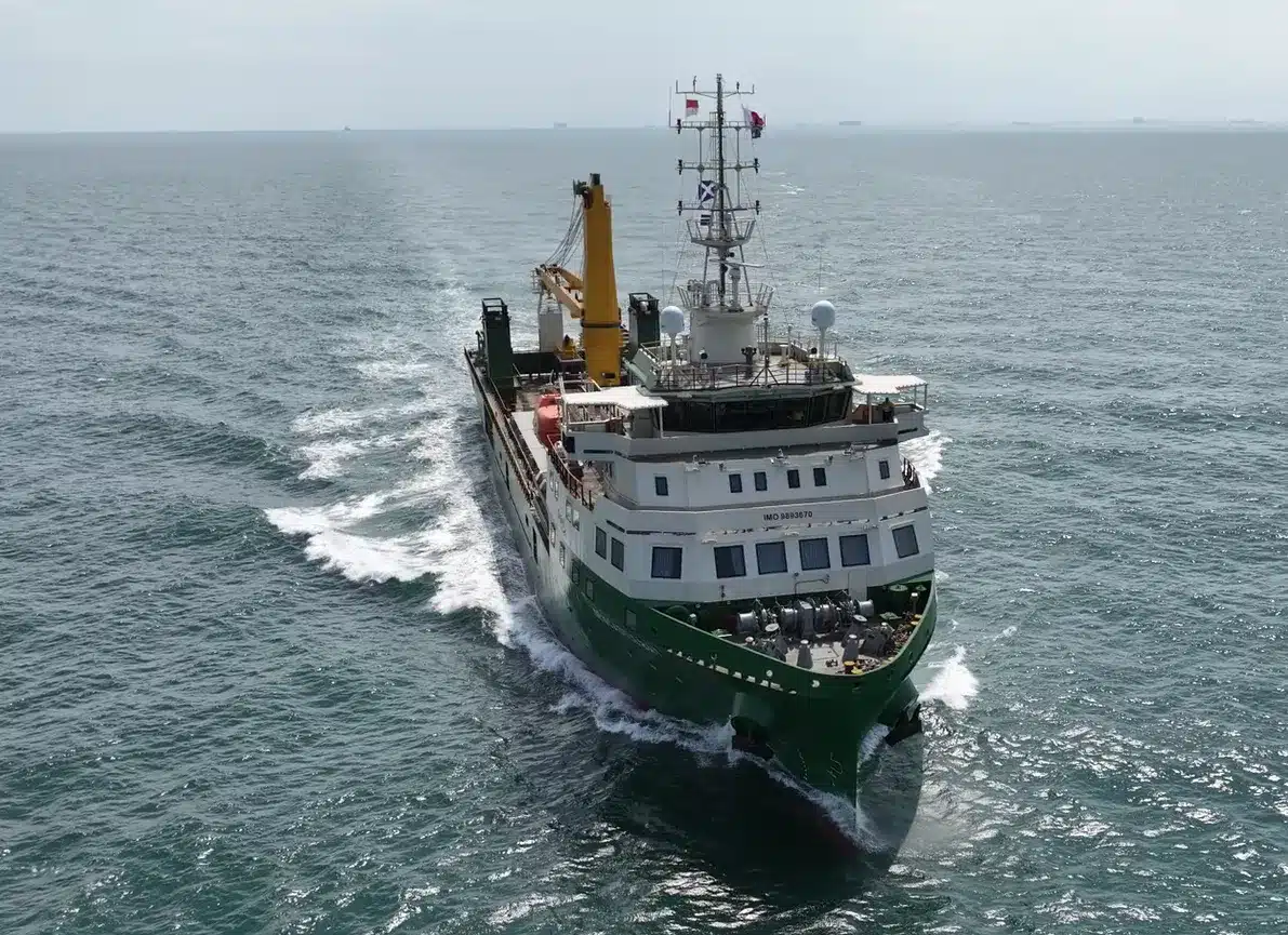 Newcastle Bay Line Haul Vessel cruising in the ocean.